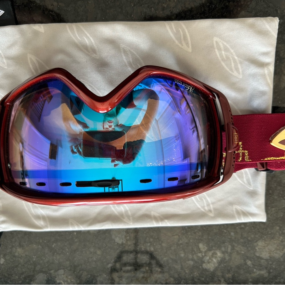 Ski Googles. New. Never used.